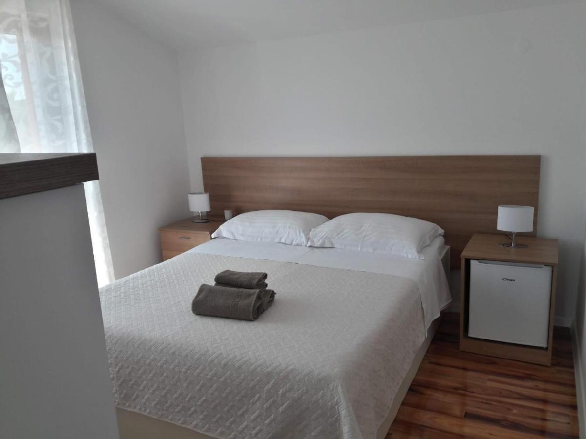 Apartments Emanuela Sukošan Pokój zdjęcie